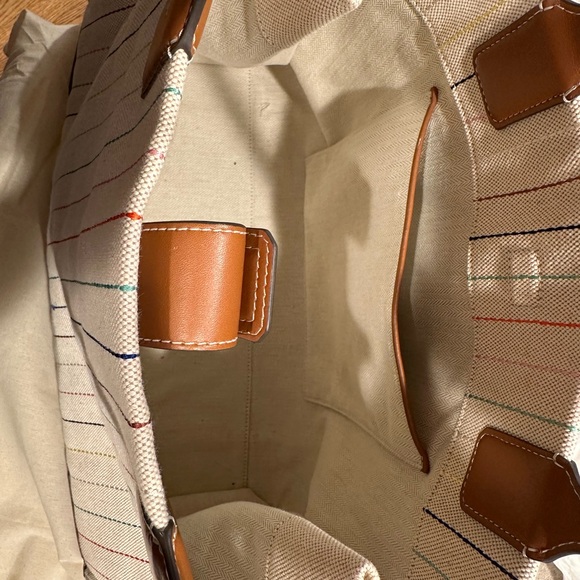 Tory Burch purse - Picture 5 of 9